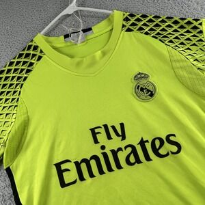 Real Madrid Goalkeeper Jersey Mens Small Neon Green 2016/2017 LaLiga‎ Patch